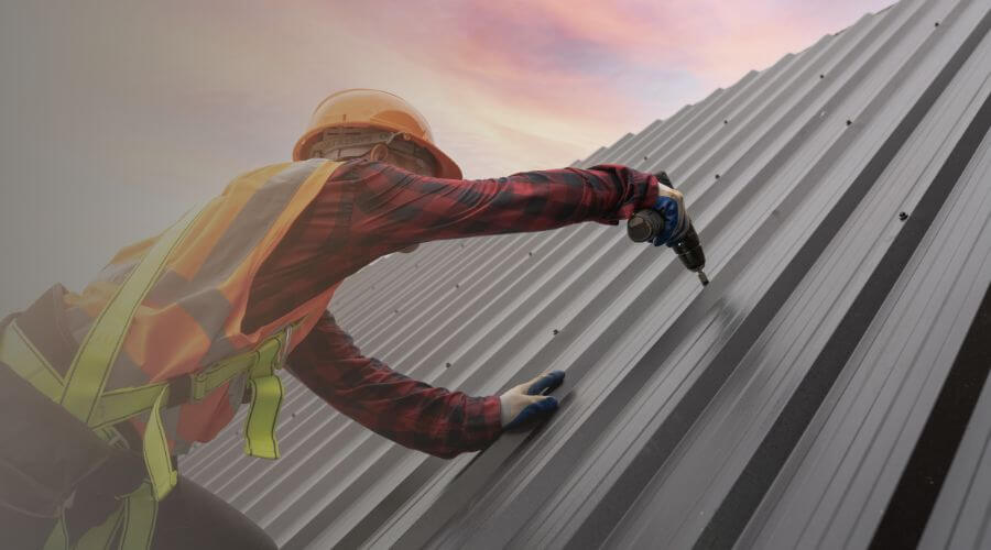 Professional gutter cleaning in Pinos Altos, NM